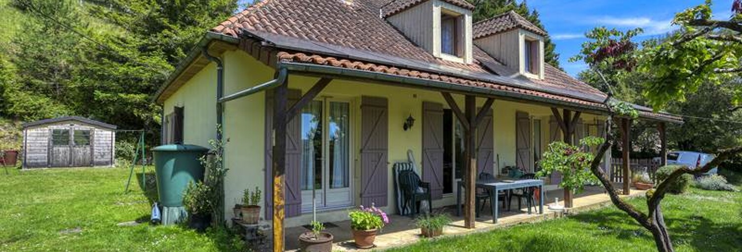Maison 9 Pièces 165 m² à vendre à Saint-Cyprien (24220)