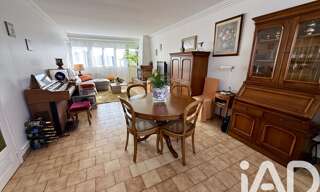 Immeuble  312 m² à vendre à Montigny-le-Bretonneux (78180)