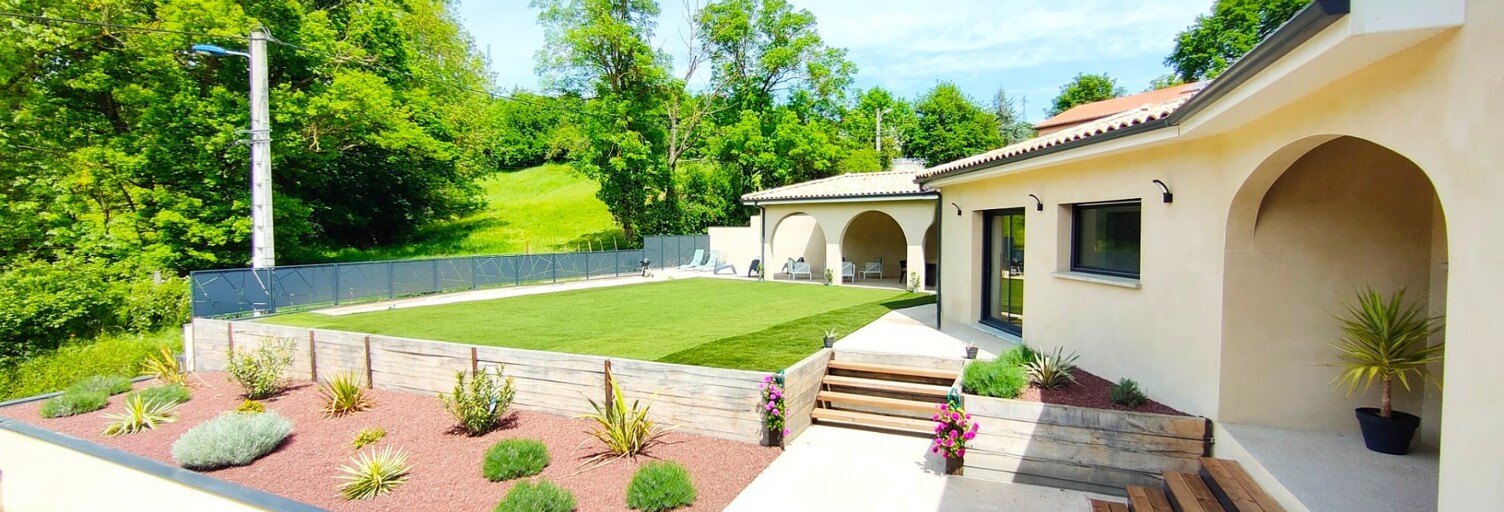 Maison 7 Pièces 236 m² à vendre à Saint-Martin-la-Plaine (42800)