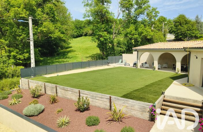 Vente Maison/villa 7 pièces — photo 2