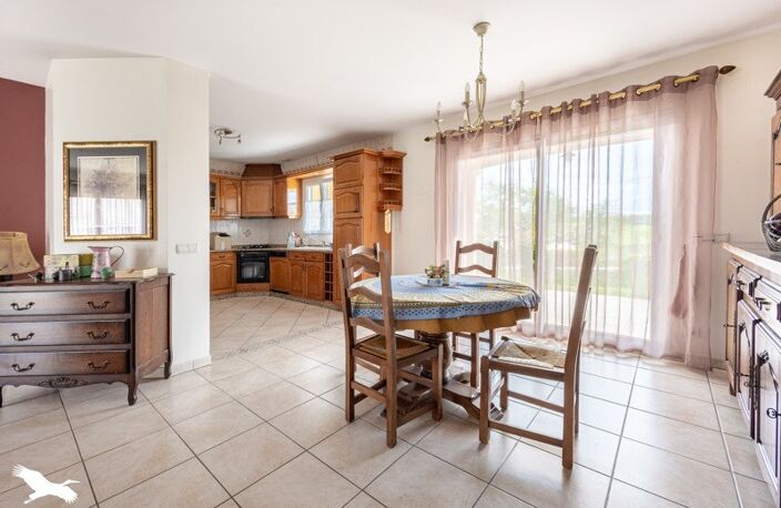 Vente maison 7 pièces 160 m² Aixe-sur-Vienne (87700) — photo 2
