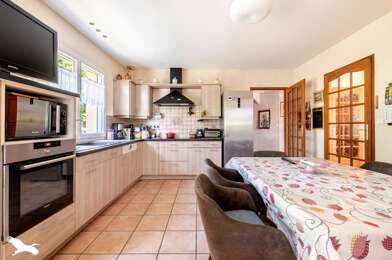 Maison 5 pièces 241960 €