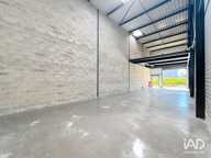Location Local d'activités 162 m&sup2; — photo 3