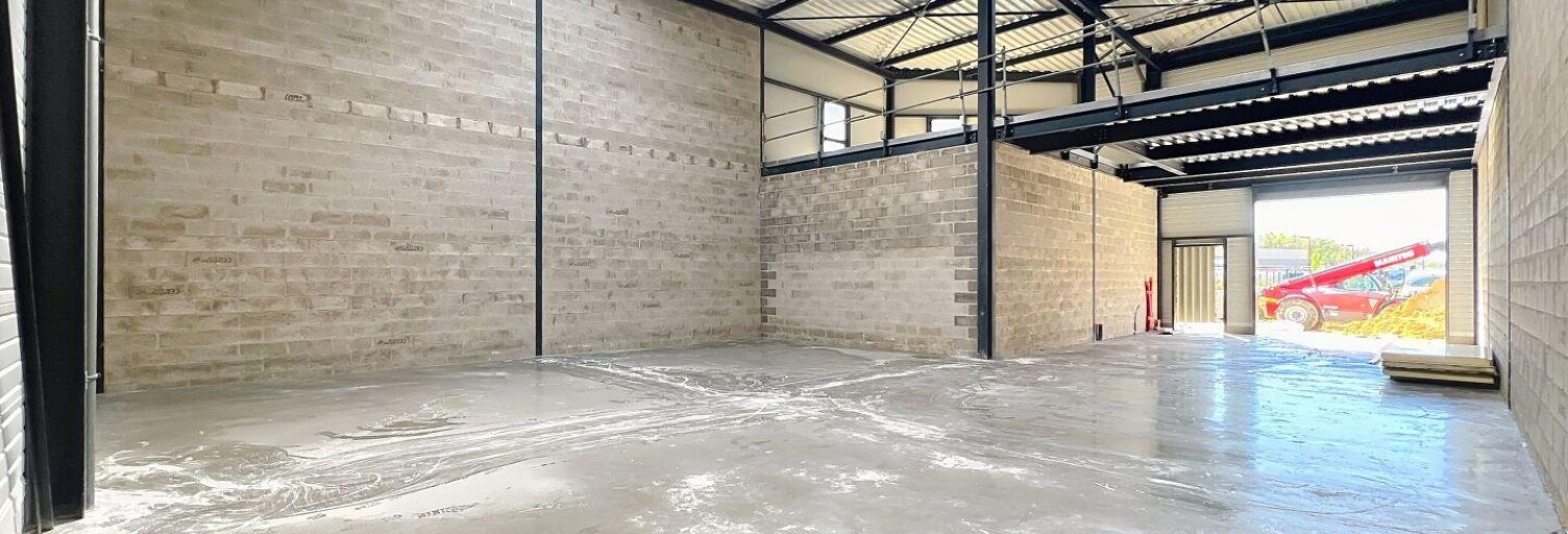Commerce  252 m² à louer à Saint-Pierre-du-Perray (91280)