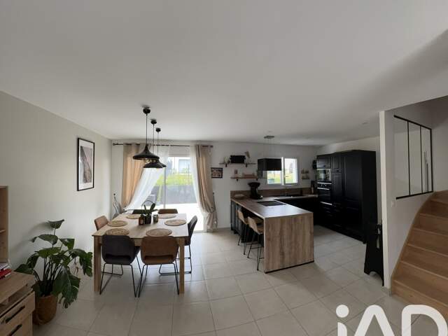 Vente Maison/villa 4 pièces — photo du bien