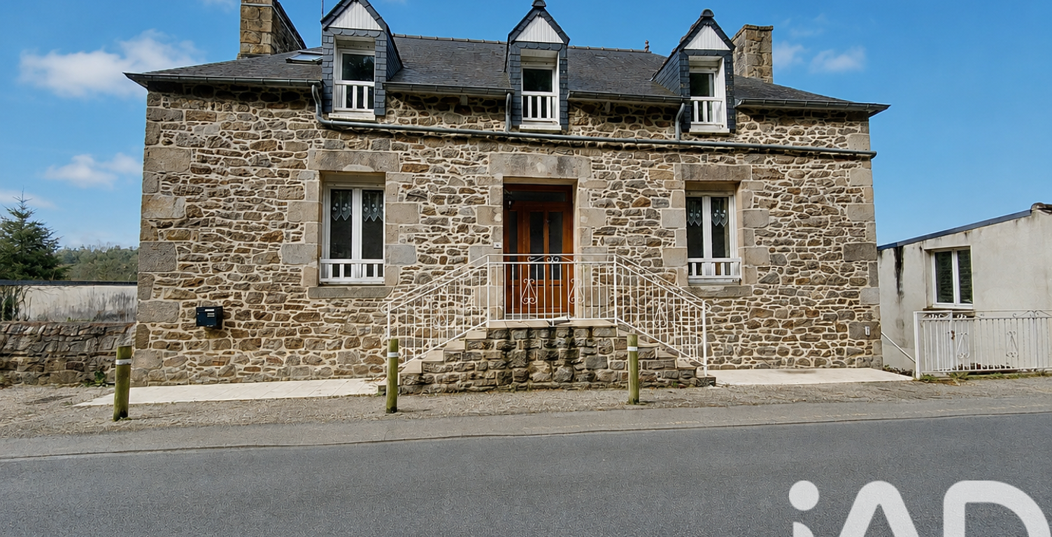 Vente Maison/villa 8 pièces — photo 1