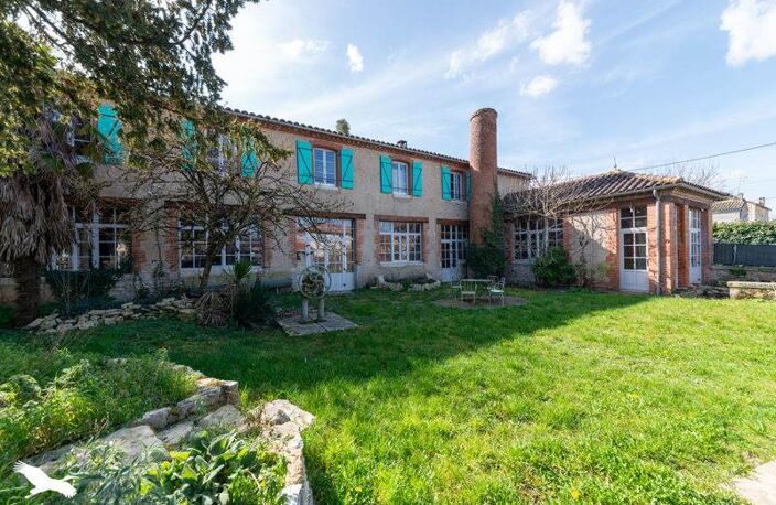 Maison en pierre de 9 pièces principales — photo 2