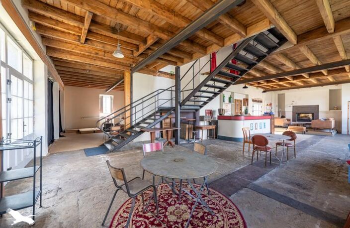 Maison en pierre de 9 pièces principales — photo 3