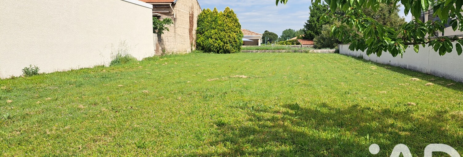 Terrain  700 m² à vendre à Sarras (07370)