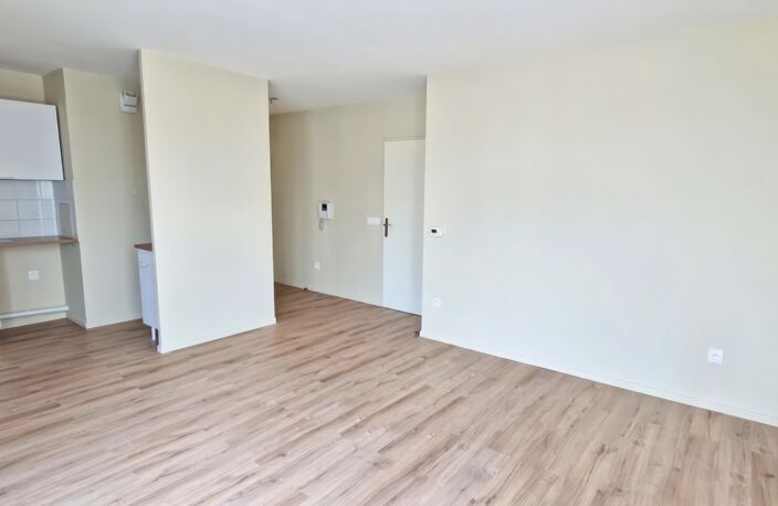 Vente Appartement 3 pièces — photo 2