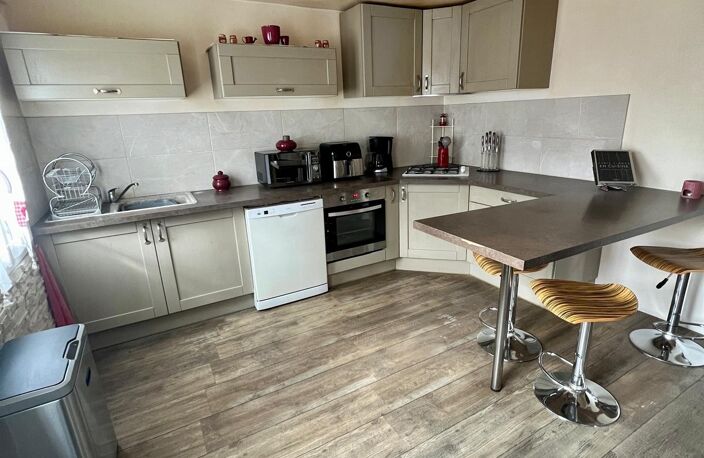 Vente Maison/villa 4 pièces — photo 3