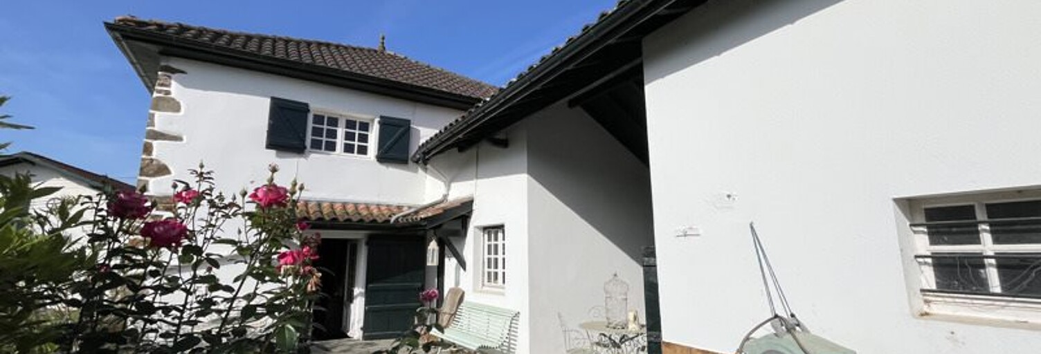 Maison 5 Pièces 142 m² à vendre à Bergouey-Viellenave (64270)
