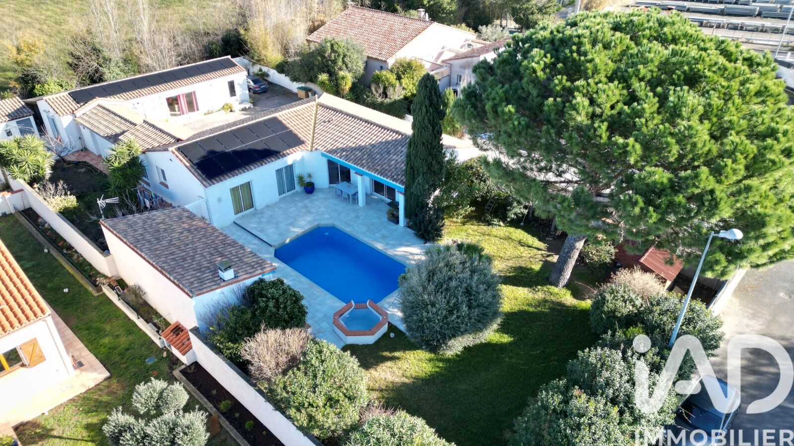 Vente Maison/villa 9 pièces - Photo 2
