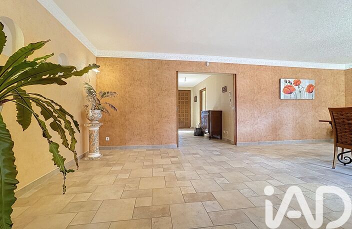 Vente Maison/villa 10 pièces — photo 5