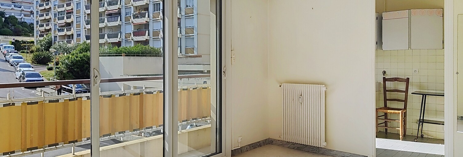 Appartement 1 Pièce 28 m² à vendre à Mandelieu-la-Napoule (06210)