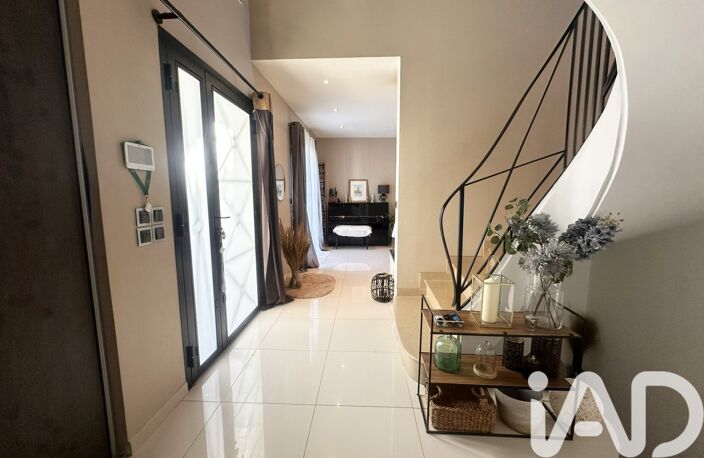 Vente Maison traditionnelle 7 pièces — photo 2