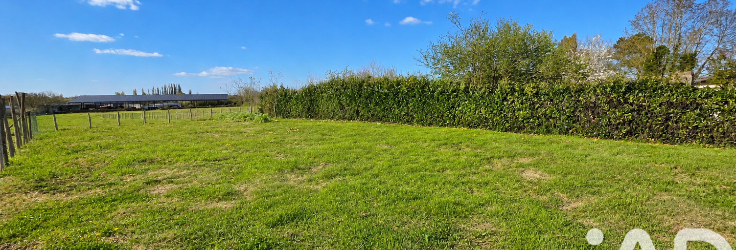 Terrain  707 m² à vendre à Mervent (85200)
