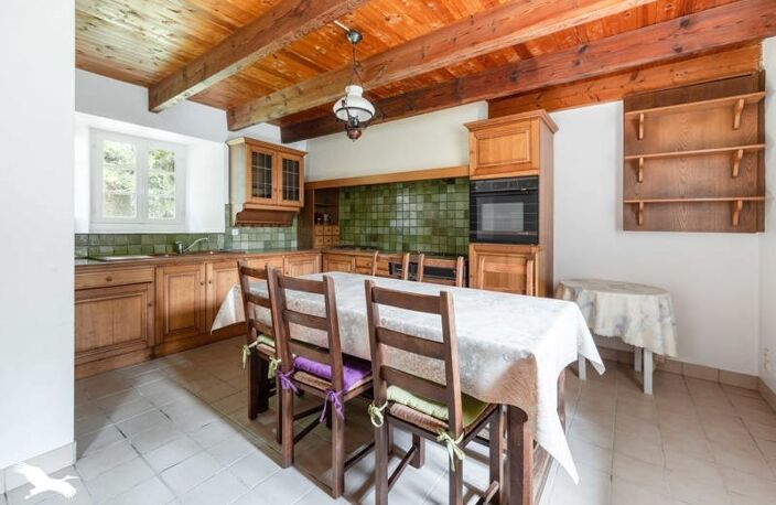 Maison en pierre de 6 pièces principales — photo 3