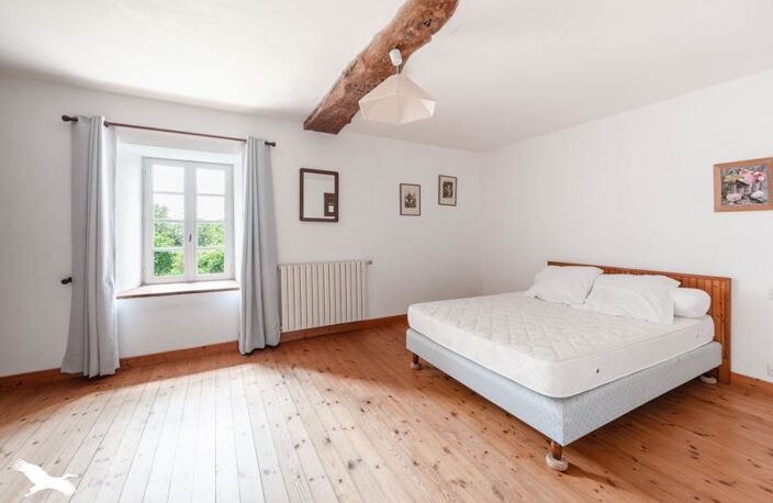 Maison en pierre de 6 pièces principales — photo 5