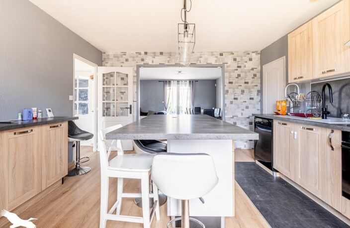 Contemporaine de 5 pièces principales — photo 2