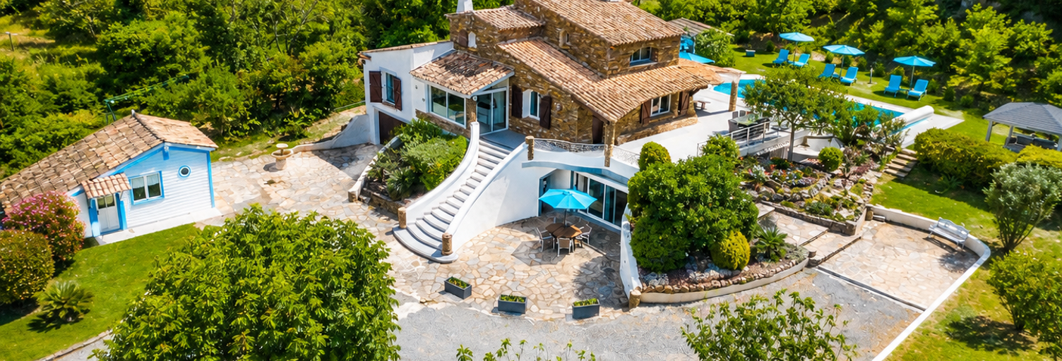 Maison 7 Pièces 264 m² à vendre à Cogolin (83310)