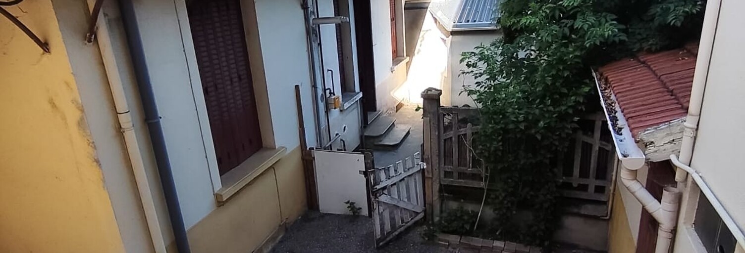 Immeuble   m² à vendre à Roanne (42300)