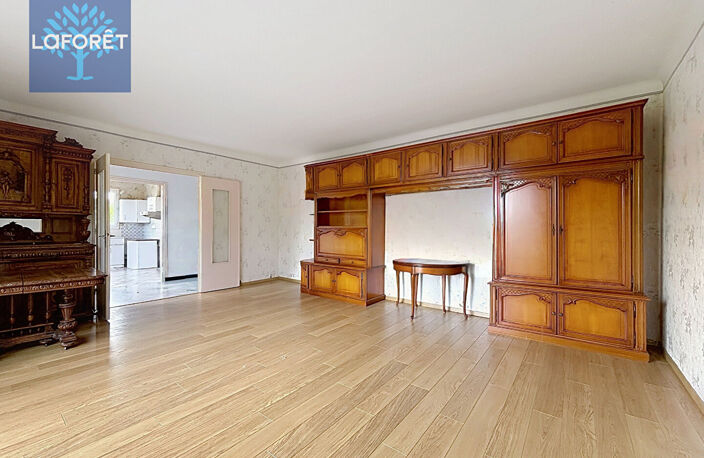 À vendre - Maison familiale avec fort potentiel - 240 m² exploitables - Charly — photo 5