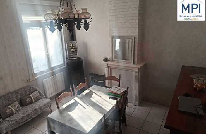 SOUS COMPROMIS DE VENTE — photo 2