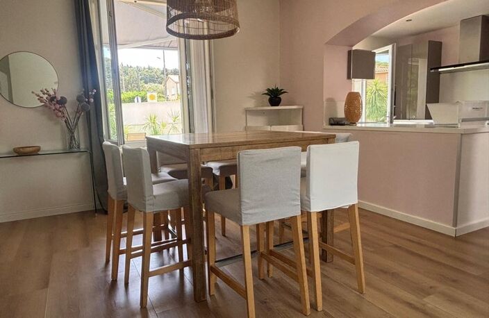 Villeneuve les Avignon,, Somptueuse maison 140m², terrain 400 — photo 3