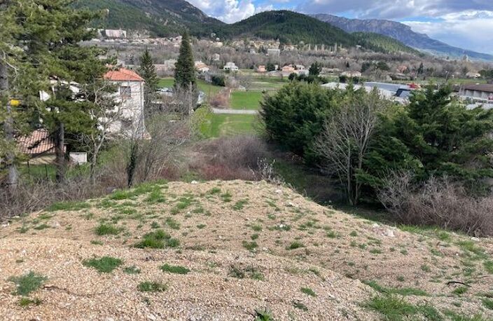Terrain Constructible Idéalement Situé à Serres (05700) : Opportunité à Saisir ! — photo 2
