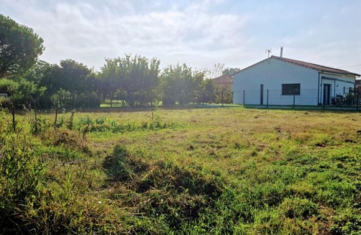 TERRAIN CONSTRUCTIBLE 1200 m² SAINT JORY — photo 3