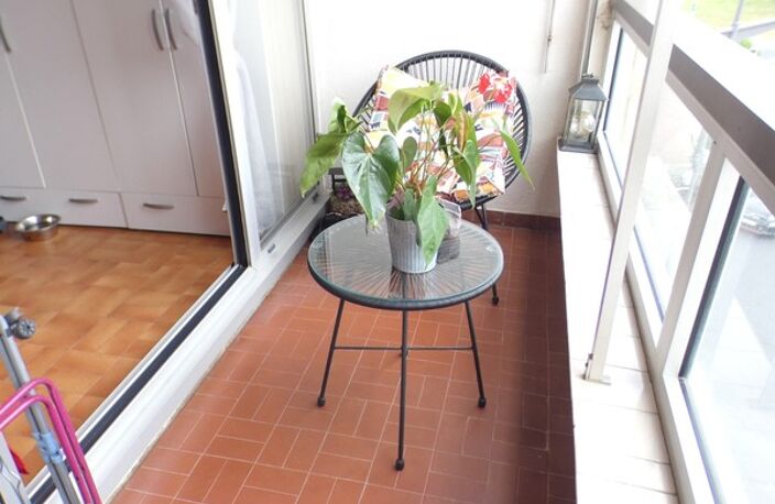 Centre Port. Studio avec balcon — photo 4