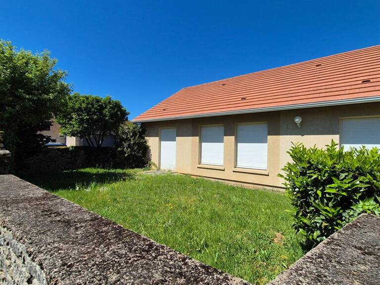 Maison plain pied de 280 m2 sur 613 m2 de terrain clos avec piscine couverte — photo 1