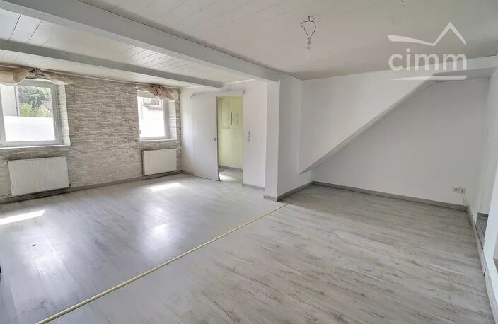 Maison mitoyenne 95 m² rénovée à PETITE ROSSELLE — photo 2
