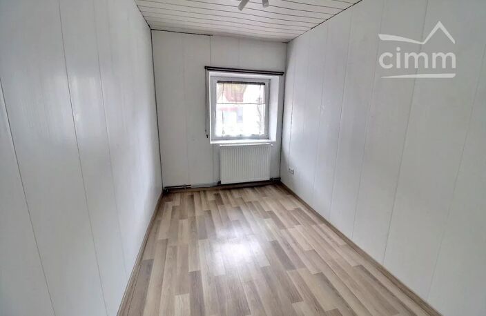 Maison mitoyenne 95 m² rénovée à PETITE ROSSELLE — photo 5