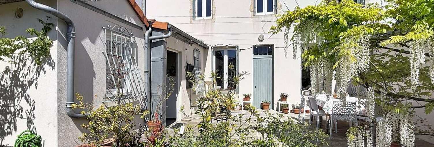 Maison 8 Pièces 196 m² à vendre à La Rochelle (17000)
