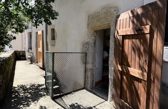 Maison de village avec jardin et dépendances — photo 5