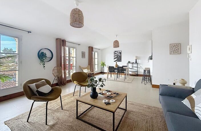 Appartement À Vendre LA ROCHELLE — photo 2