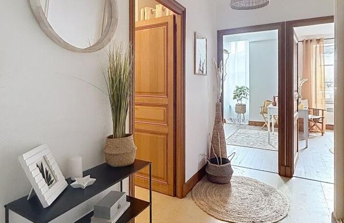 Appartement À Vendre LA ROCHELLE — photo 3