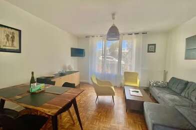 Appartement 3 pièces 750 €