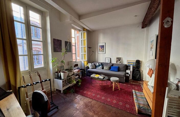 Appartement À Vendre T2 aux Carmes — photo 2