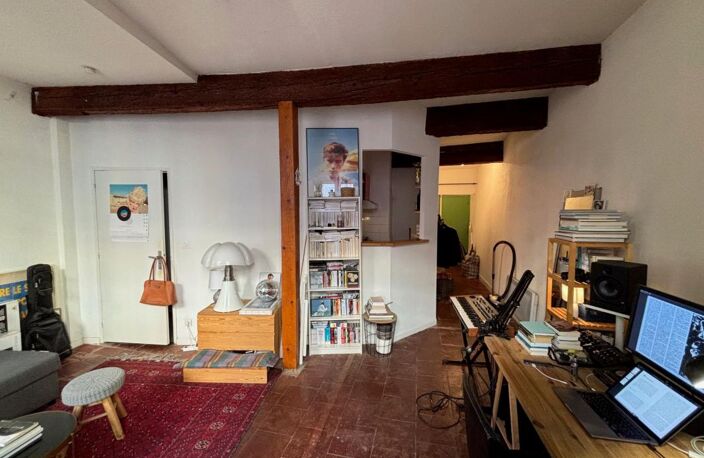 Appartement À Vendre T2 aux Carmes — photo 4