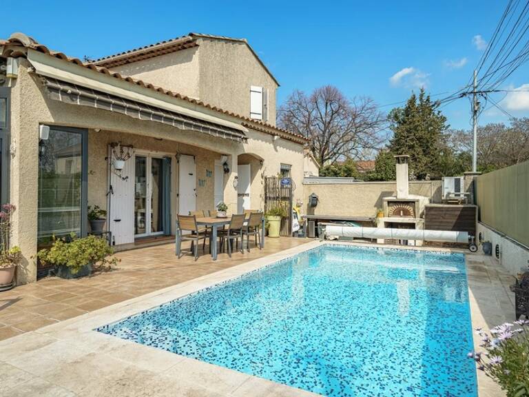 13012 Marseille – Un coin de paradis au cœur de la ville Maison provençale avec piscine et véranda — photo 1