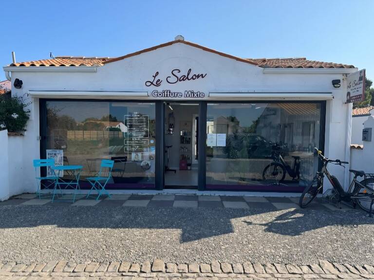 À vendre : Fonds de commerce – Salon de coiffure (61 000 €) - La Brée Les Bains - Île d’Oléron — photo 1