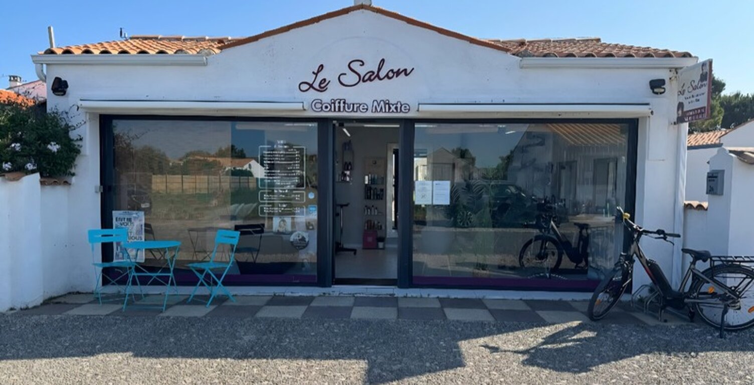 À vendre : Fonds de commerce – Salon de coiffure (61 000 €) - La Brée Les Bains - Île d’Oléron — photo 1