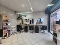 À vendre : Fonds de commerce – Salon de coiffure (61 000 €) - La Brée Les Bains - Île d’Oléron — photo 2