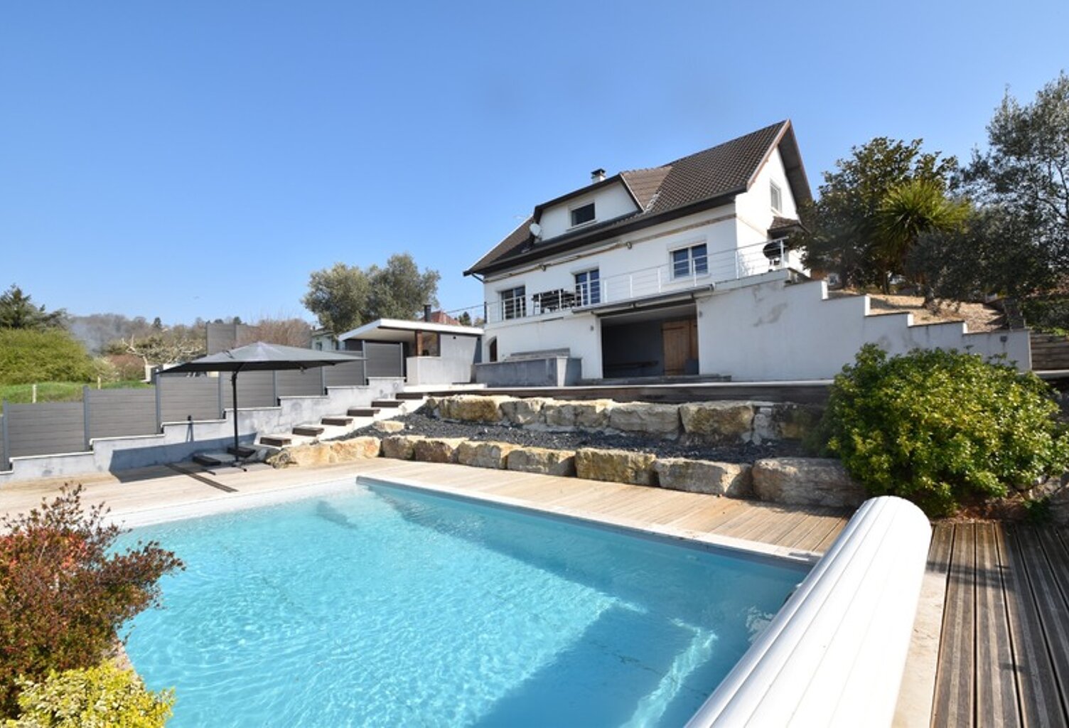 Maison à vendre 7 pièces SAINT CHEF (38) — photo 1