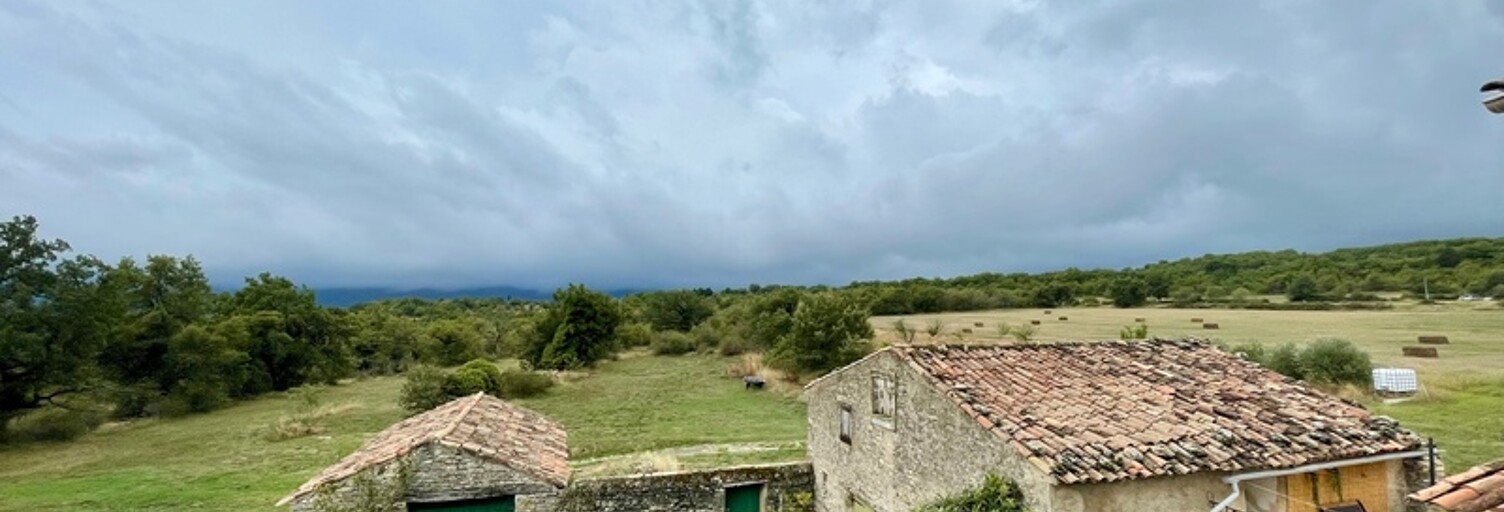 Maison 9 Pièces 235 m² à vendre à Saint-Martin-de-Castillon (84750)