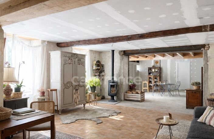 Longère charentaise de 131 m² avec dépendance et hangar - Fort potentiel - Vanzac (17) — photo 3