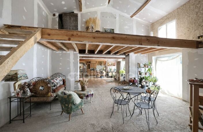Longère charentaise de 131 m² avec dépendance et hangar - Fort potentiel - Vanzac (17) — photo 5